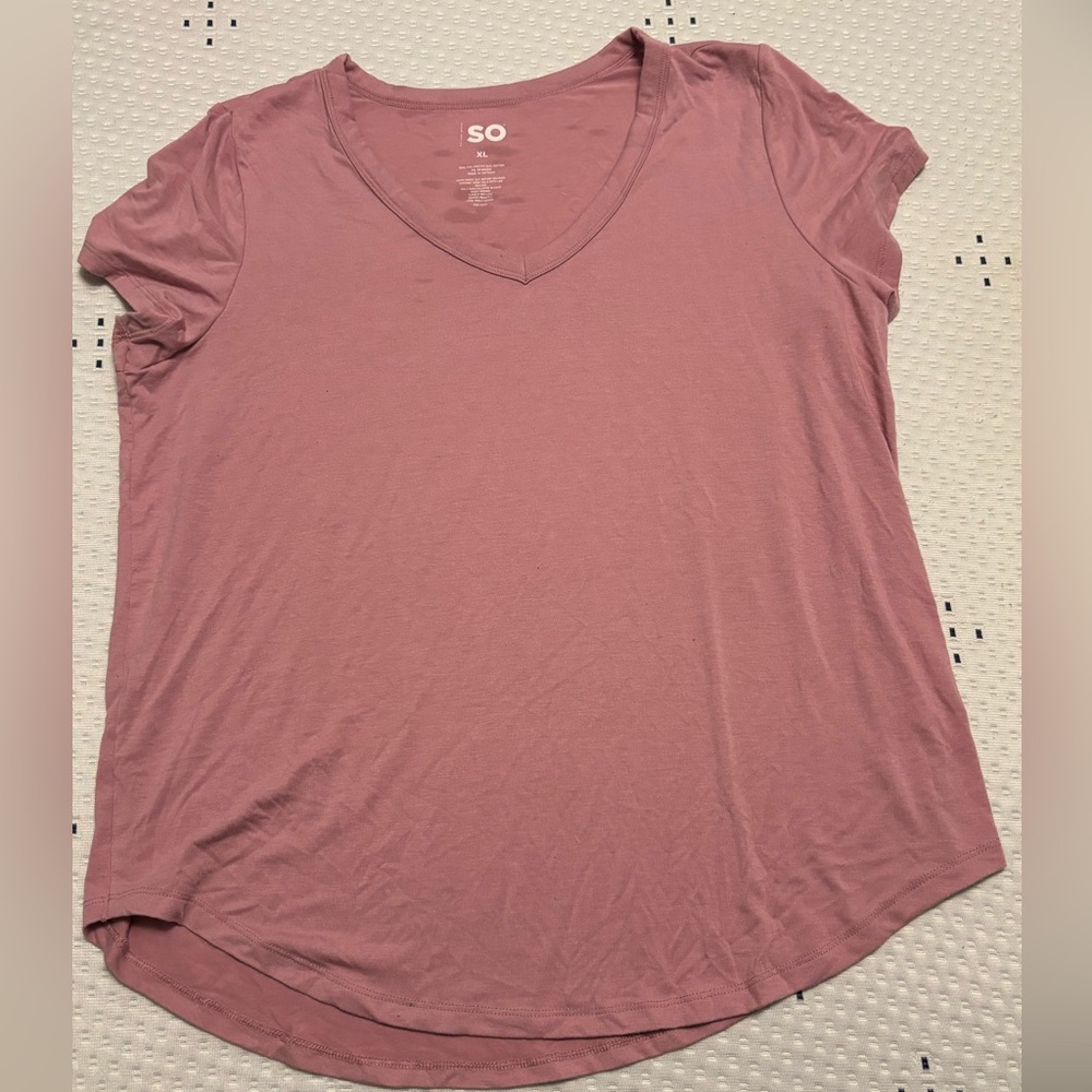 Pink vneck Tshirt by SO